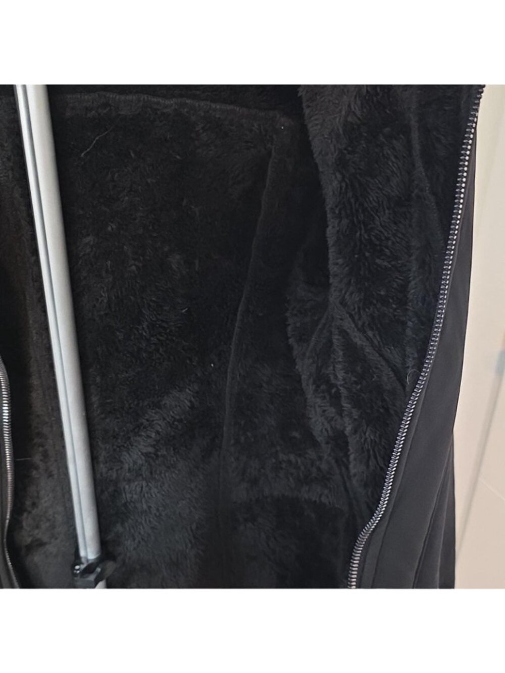 Women's Full Zip Hooded Winter Jacket - Picture 6 of 10